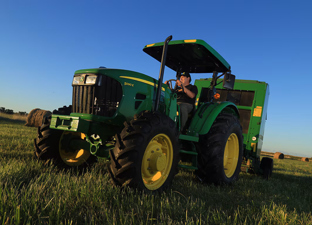 Tractor John Deere 5090E - Imagen 10