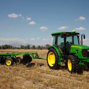 TRACTORES AGRÍCOLAS
