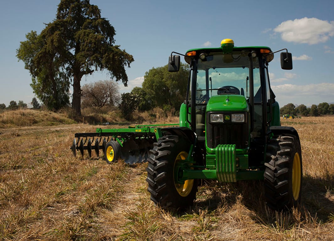 Tractor John Deere 5090E - Imagen 5