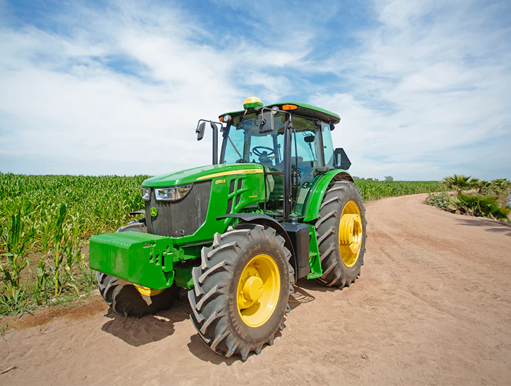 Tractor Agricola John Deere 6110E - Imagen 2