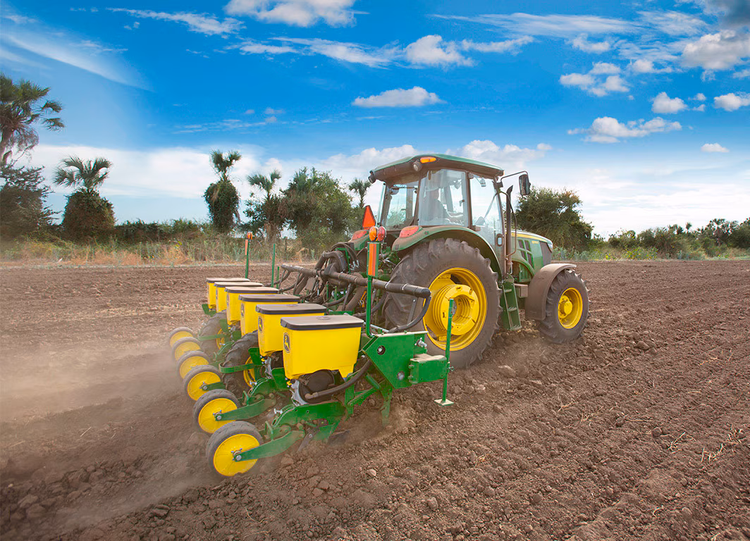 Tractor Agricola John Deere 6110E - Imagen 8
